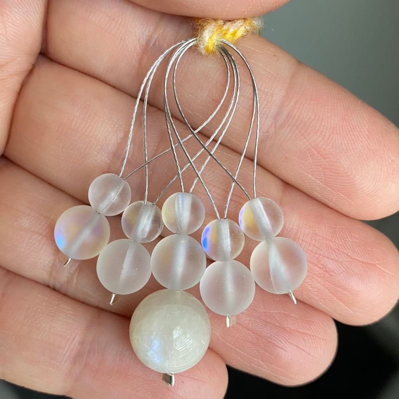 Stitch Markers (set of 5) - Moonstone / Glass